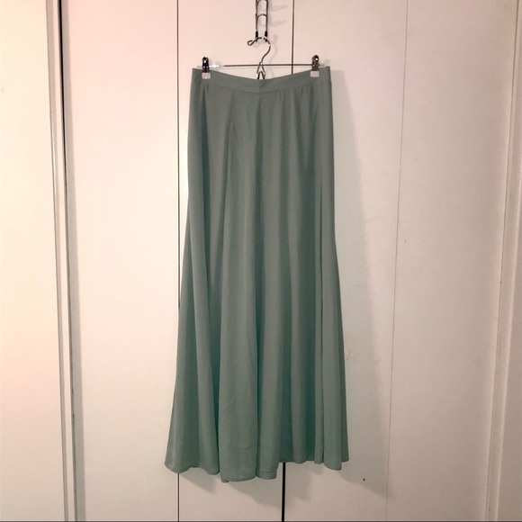 Show Me Your MuMu Princess Ariel Ballgown Size Large - Picture 3 of 7